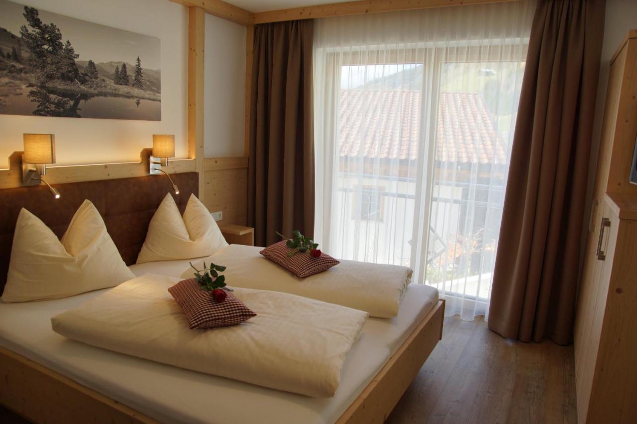 Haus Dorfblick Hotel Gerlos Buitenkant foto