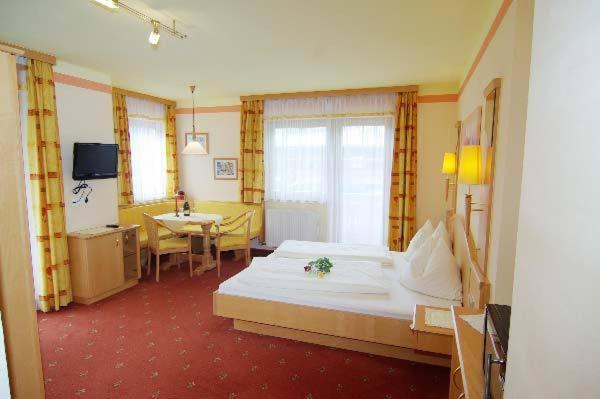 Haus Dorfblick Hotel Gerlos Kamer foto