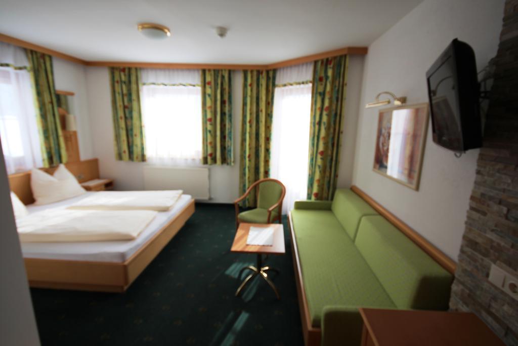 Haus Dorfblick Hotel Gerlos Buitenkant foto
