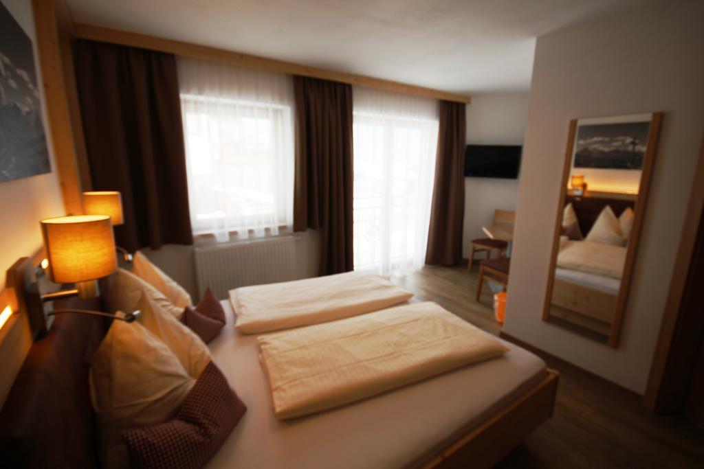 Haus Dorfblick Hotel Gerlos Buitenkant foto