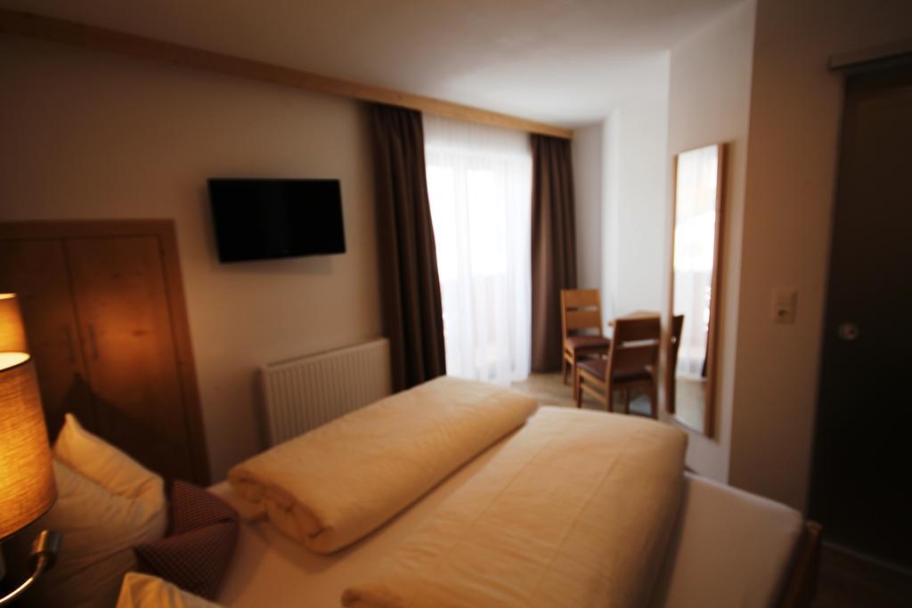 Haus Dorfblick Hotel Gerlos Buitenkant foto