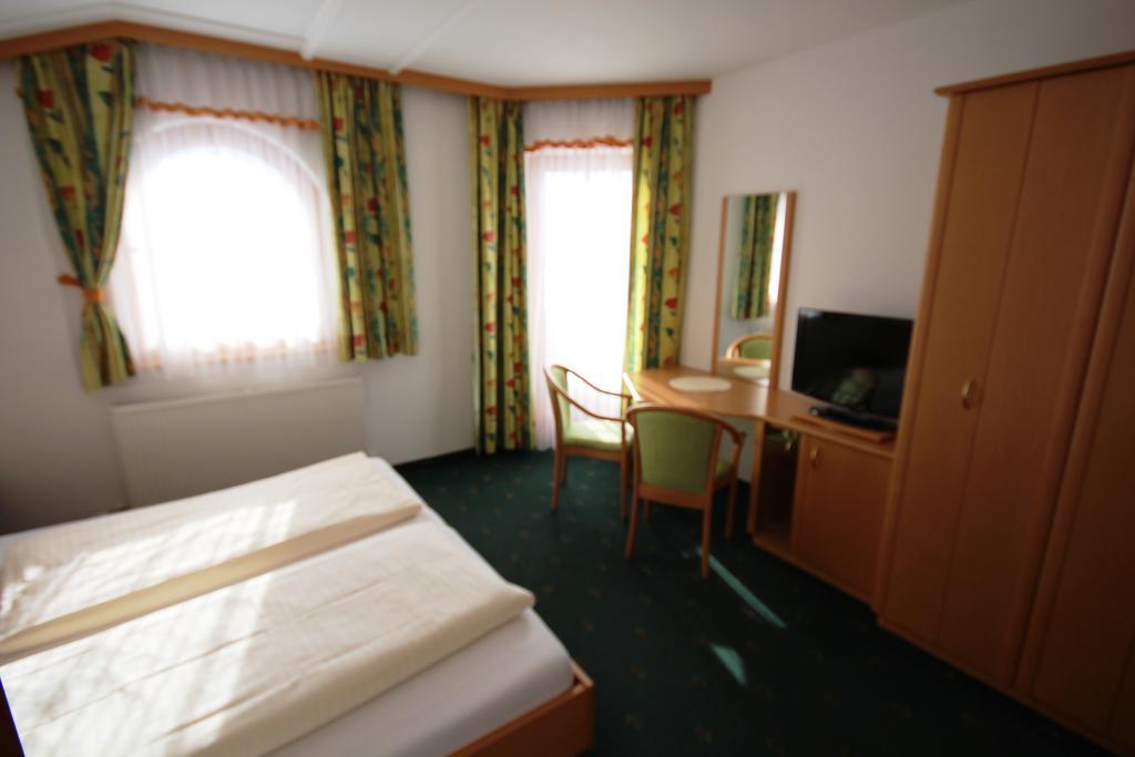 Haus Dorfblick Hotel Gerlos Buitenkant foto