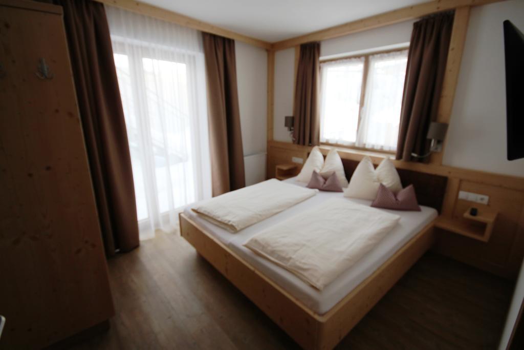 Haus Dorfblick Hotel Gerlos Buitenkant foto
