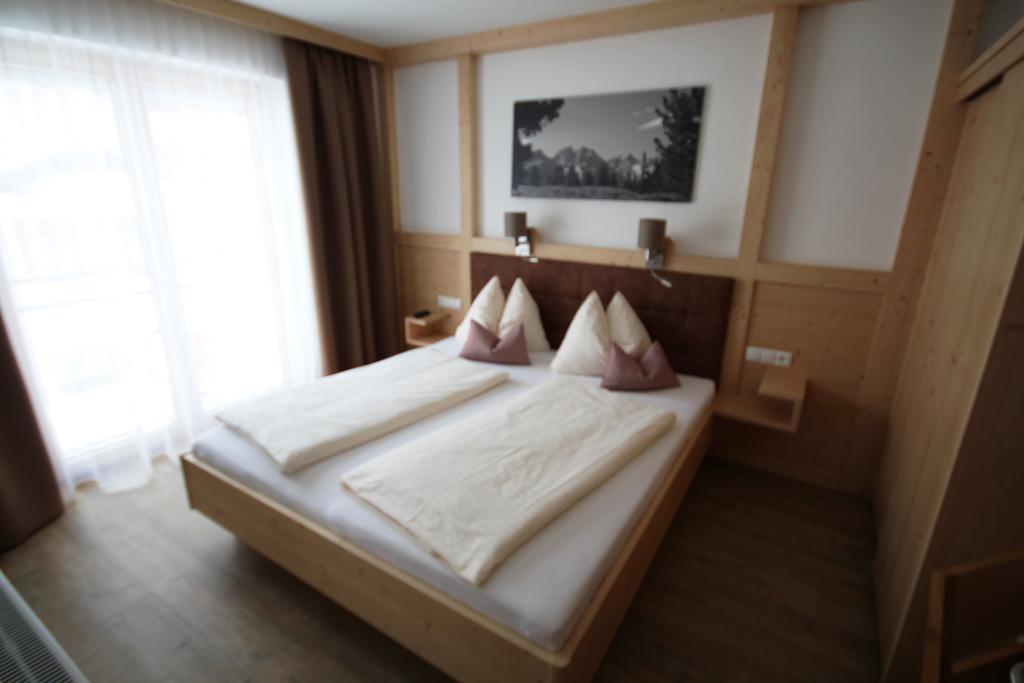 Haus Dorfblick Hotel Gerlos Buitenkant foto