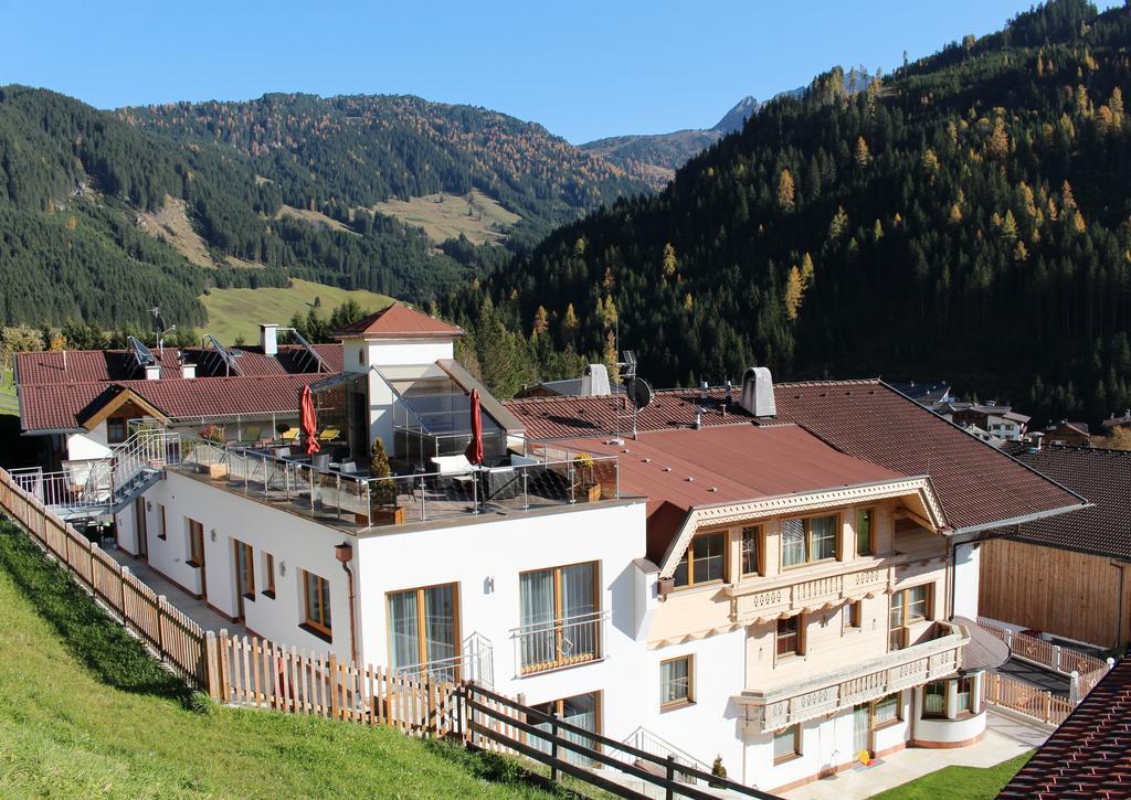 Haus Dorfblick Hotel Gerlos Buitenkant foto