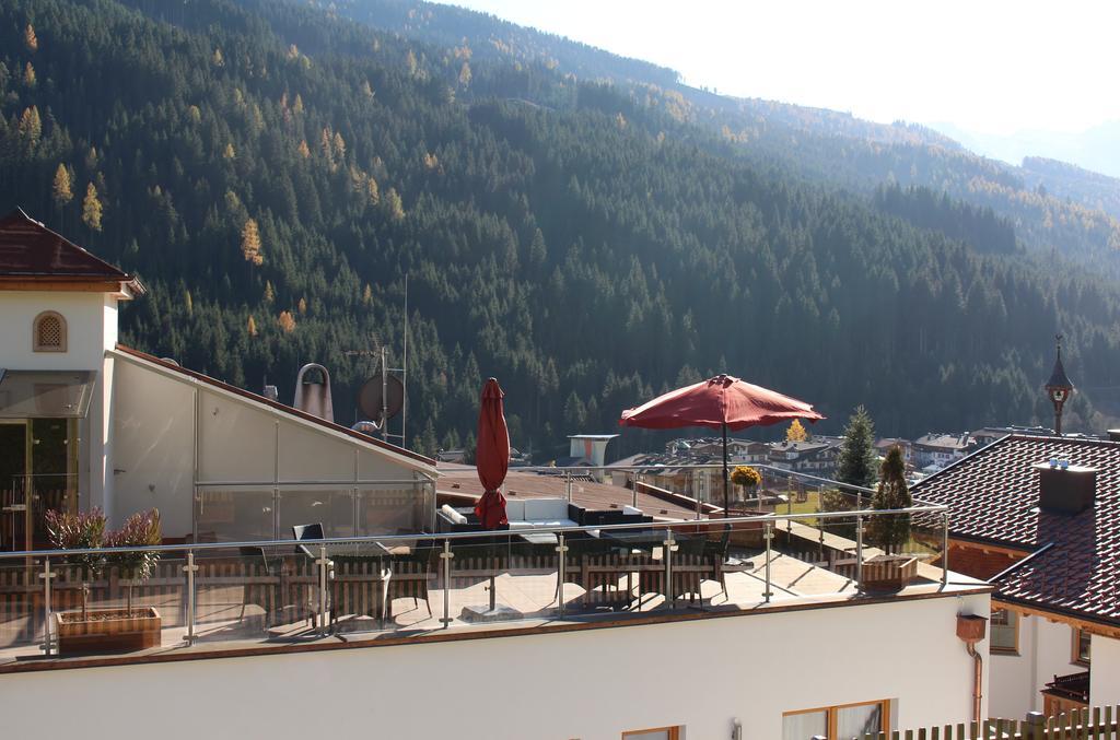 Haus Dorfblick Hotel Gerlos Buitenkant foto