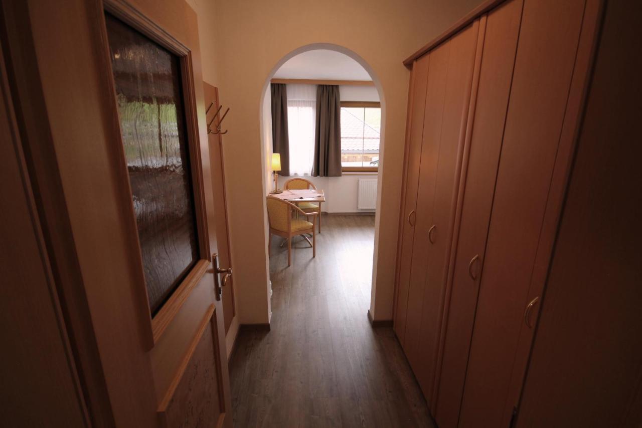 Haus Dorfblick Hotel Gerlos Buitenkant foto