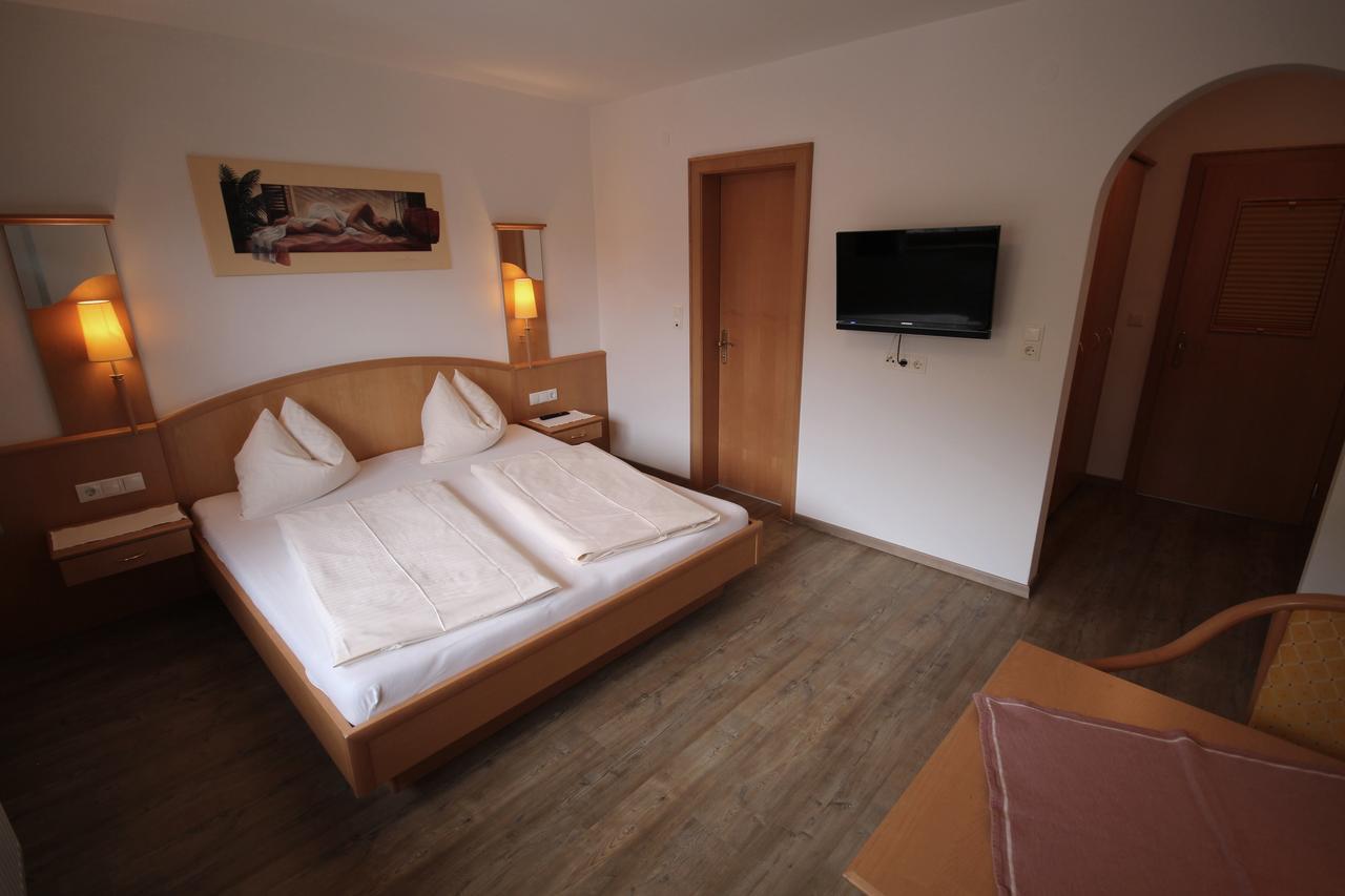 Haus Dorfblick Hotel Gerlos Buitenkant foto