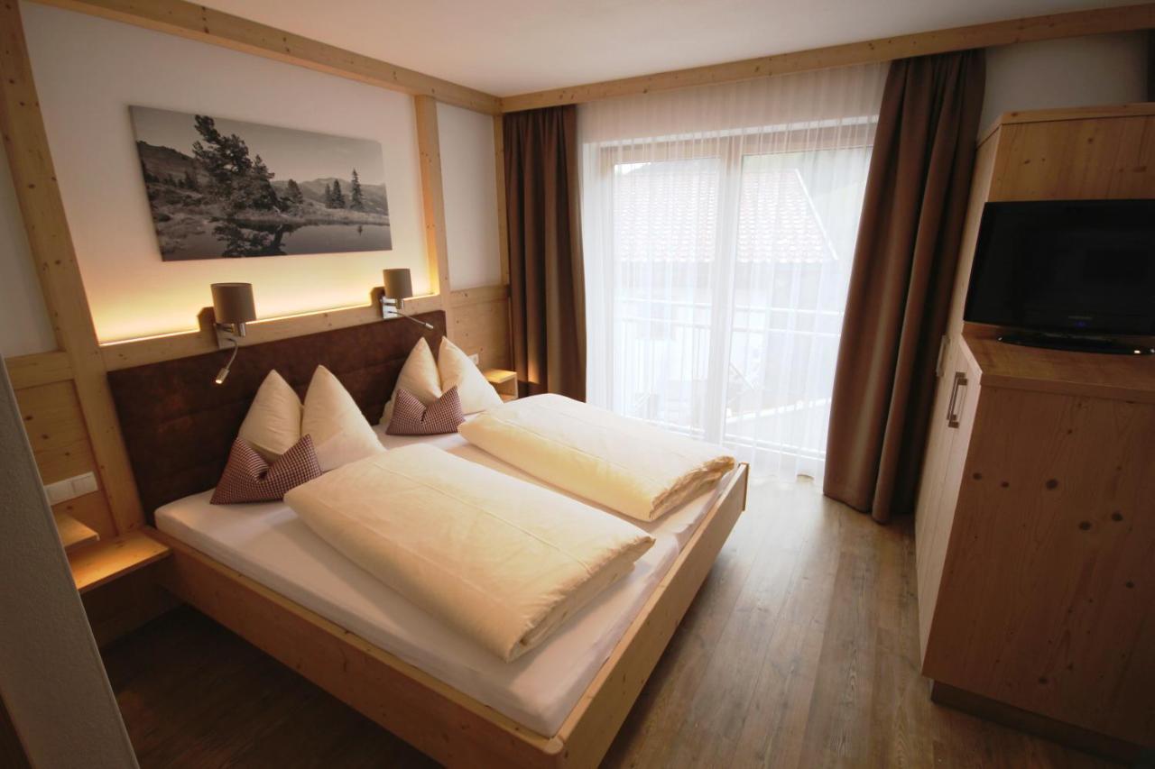 Haus Dorfblick Hotel Gerlos Buitenkant foto